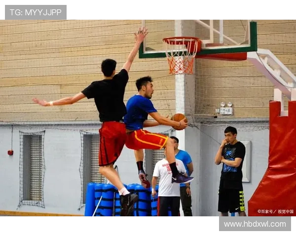 以篮球为核心探讨团队协作与个人竞技精神的完美融合