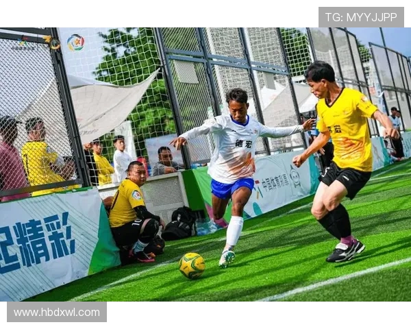 绿茵荣耀燃动青春激情展现足球运动无限魅力 绿茵荣耀燃动青春激情展现足球运动无限魅力