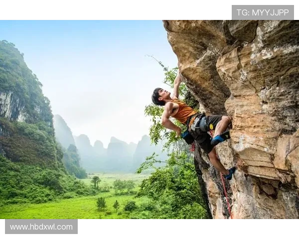 深圳飞盘队在世界攀岩锦标赛中的精彩表现与状态分析 深圳飞盘队在世界攀岩锦标赛中的精彩表现与状态分析